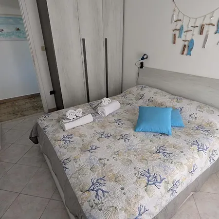 Apartment Casa A 20 Metri Dal Mare!