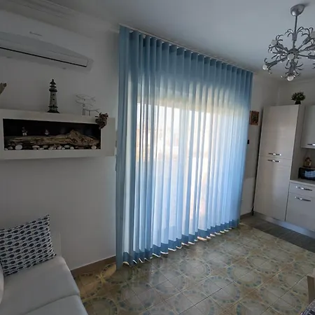 Casa A 20 Metri Dal Mare! Apartmán *